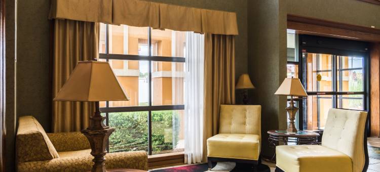 品质套房酒店(Quality Suites Maumelle - Little Rock NW)图片