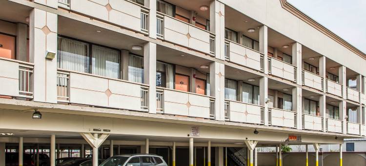 梅多兰兹温德姆速 8 酒店(Super 8 by Wyndham Meadowlands)图片