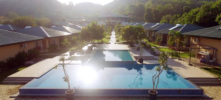 科莫多西尔维亚酒店及度假酒店(Sylvia Hotel & Resort Komodo)图片