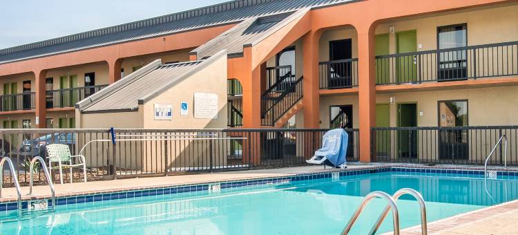 伊克诺套房酒店(Econo Lodge Inn and Suites - Jackson)图片