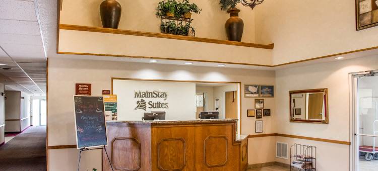 20 号公路迪比克主流套房(MainStay Suites Dubuque at Hwy 20)图片