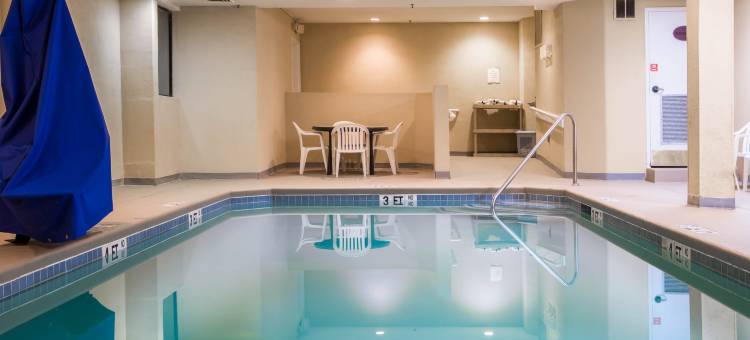 罗德威酒店(Rodeway Inn at Six Flags)图片