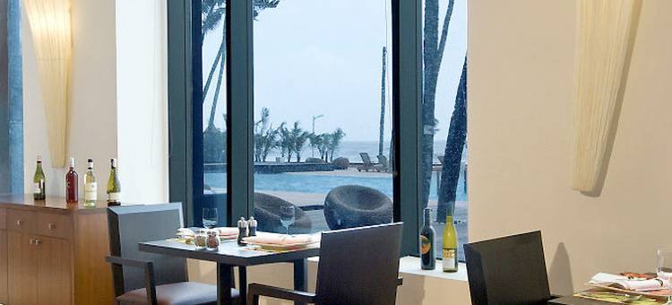 孟买珠瑚海滩诺富特酒店(Novotel Mumbai Juhu Beach)图片