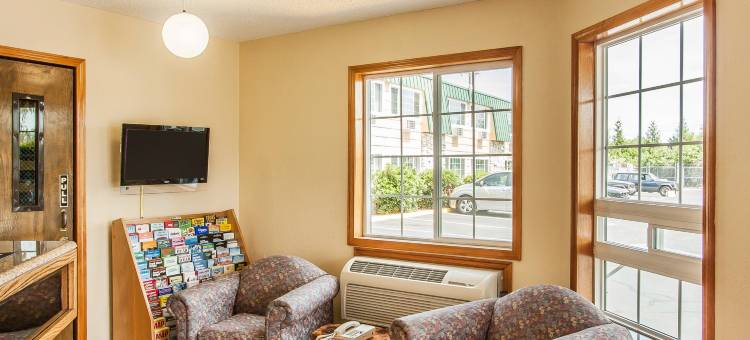 高速公路 217 号及 26 号西罗德威套房酒店(Rodeway Inn & Suites Hwy 217 & 26 W)图片