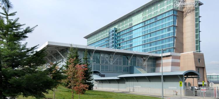 温哥华机场航站楼费尔蒙酒店(Fairmont Vancouver Airport)图片