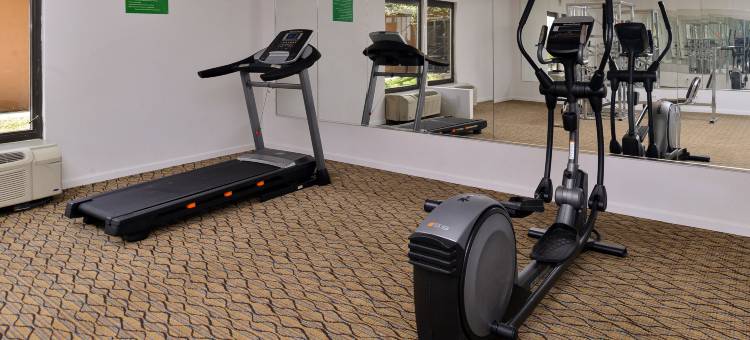 马特森凯艺套房酒店 - 近 I-57(Quality Inn & Suites Matteson Near I-57)图片