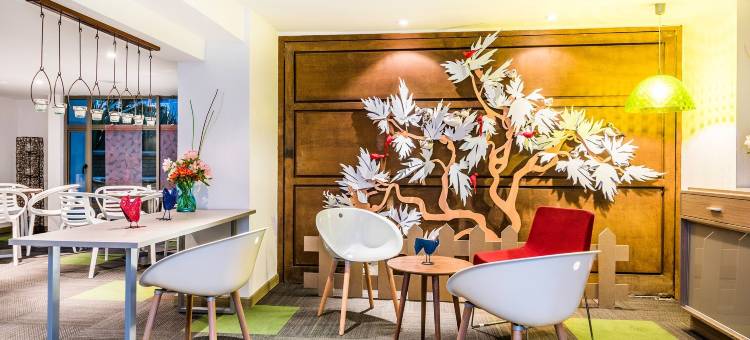 维亚乔泰勒波特套房酒店(Hotel Viaggio Teleport City Suites)图片