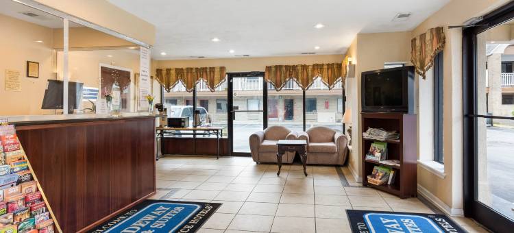 弗吉尼亚朴茨茅斯 6 号汽车旅馆(Motel 6 Portsmouth, VA)图片