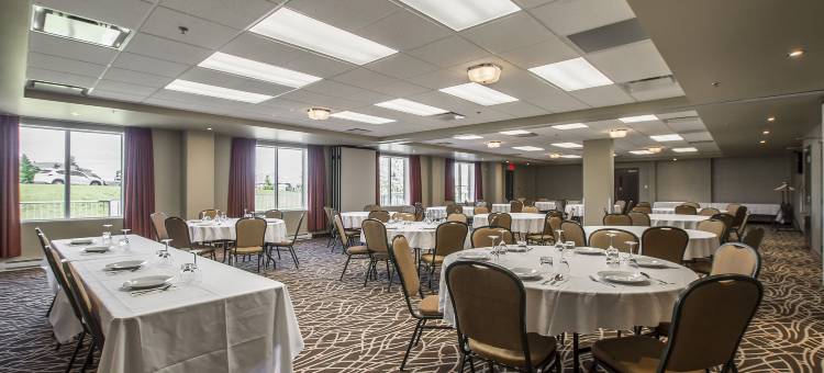 维多利亚维尔品质酒店套房(Quality Inn & Suites)图片