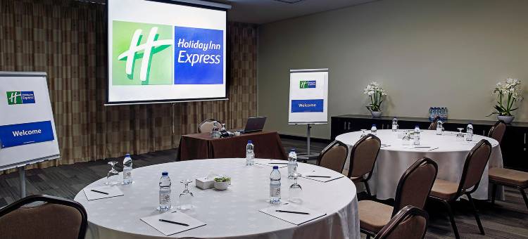 迪拜互联网城智选假日酒店(Holiday Inn Express Dubai Internet City)图片