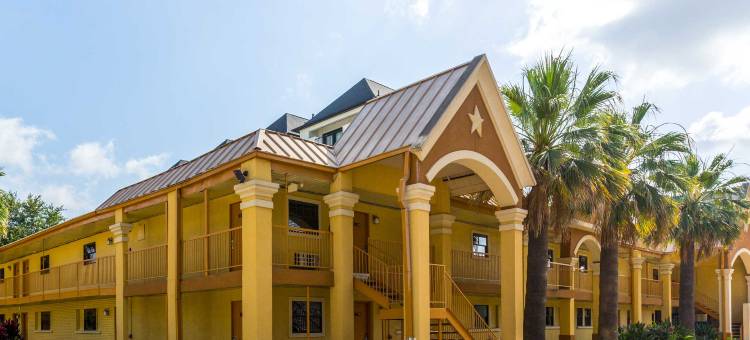 罗德威酒店及套房休斯顿靠近医疗中心(Rodeway Inn & Suites Houston Near Medical Center)图片