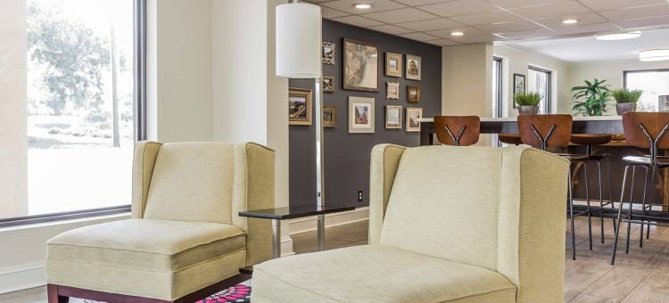 品质酒店快乐山-查尔斯顿(Quality Inn Mt. Pleasant – Charleston)图片