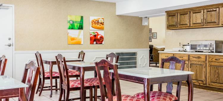 特鲁斯维尔I-59出口141凯艺酒店(Quality Inn Trussville I-59 Exit 141)图片