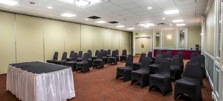 代顿机场凯艺酒店(Quality Inn Dayton Airport)图片