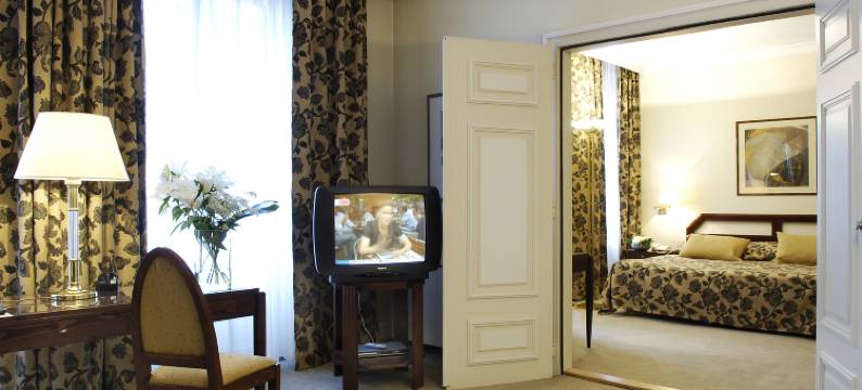 杜帕尔克米卢斯中心酒店(Hotel du Parc - Mulhouse Centre)图片