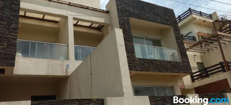 Collection O Varsoli Uptown Formerly Carmello & Othelo Villas图片