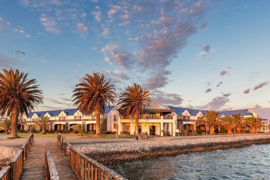鲸湾鹈鹕湾万豪普罗提亚酒店(protea hotel walvis bay pelican bay)