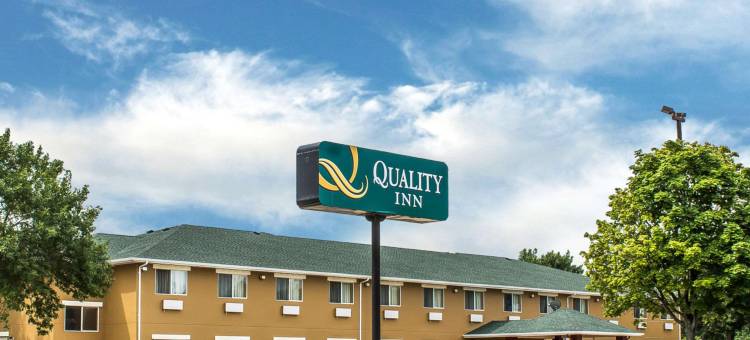 曼尼托沃克品质酒店(Quality Inn)图片