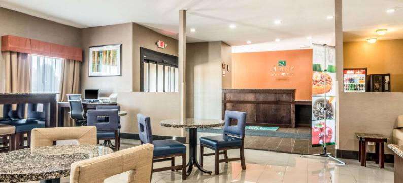 沙连凯艺套房酒店 - 近 I-57(Quality Inn & Suites Salem Near I-57)图片