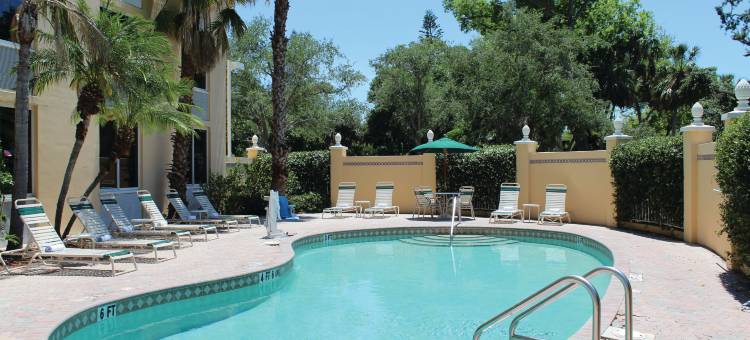 萨拉索塔市中心拉昆塔温德姆套房酒店(La Quinta Inn & Suites by Wyndham Sarasota Downtown)图片