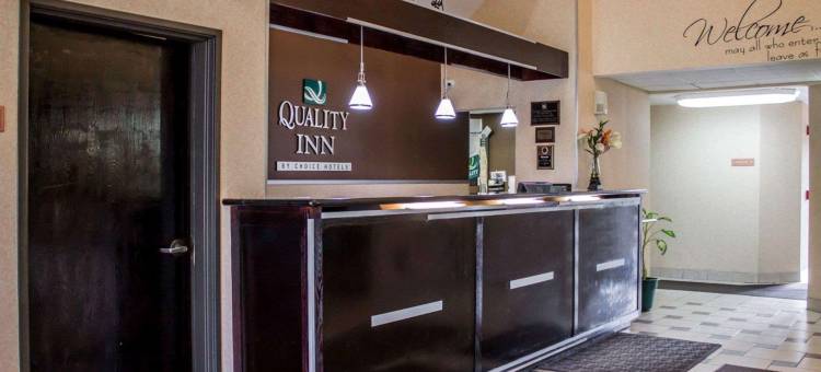 布蓝兹维克里夫兰南凯艺酒店(Quality Inn Brunswick Cleveland South)图片