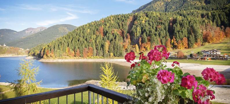 特拉匝苏尔拉格民宿(Bed & Breakfast La Terrazza Sul Lago)图片