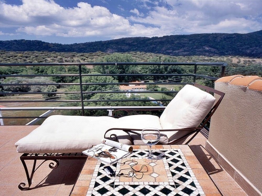 Hotel Ciudad Del Jerte Hotel Reviews And Room Rates - 