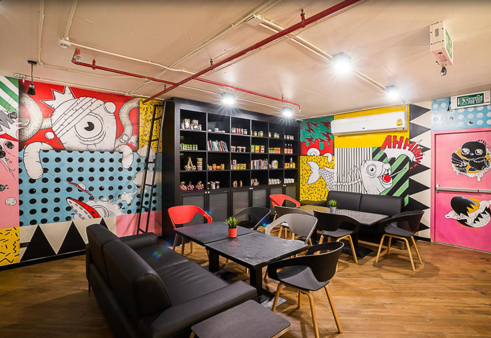 Sunshine Hip Hotel Over view