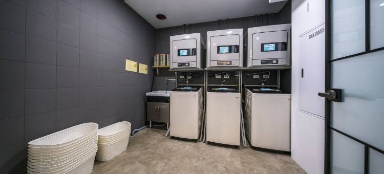 高雄碧港良居商旅西子湾馆图片