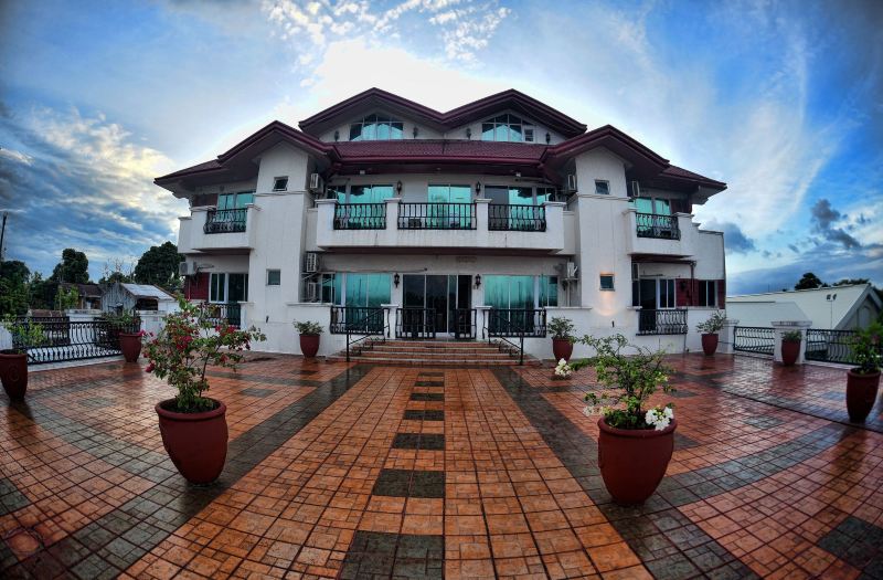 Ang Tahanan Ni Aling Meding Hotel And Restaurant Laguna