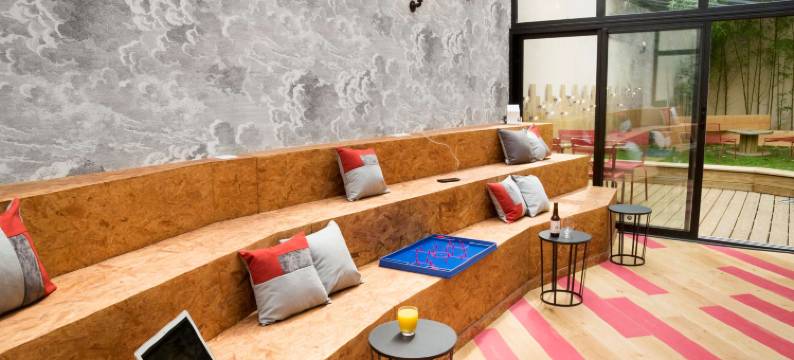 巴黎伊西莱穆利诺伊兹酒店(Hotel Izzy)图片