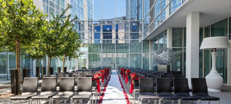 旧金山机场/牡蛎角海滨AC酒店(AC Hotel San Francisco Airport/Oyster Point Waterfront)图片