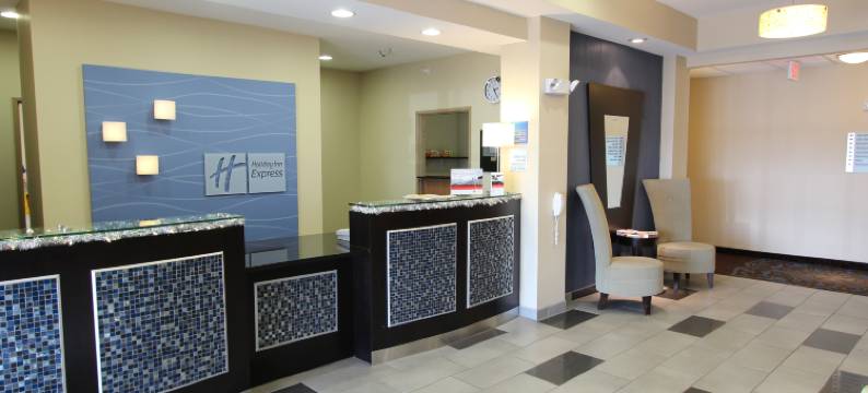 智选假日套房酒店伟业LEA(Holiday Inn Express & Suites ALBERT LEA - I-35 by IHG)图片