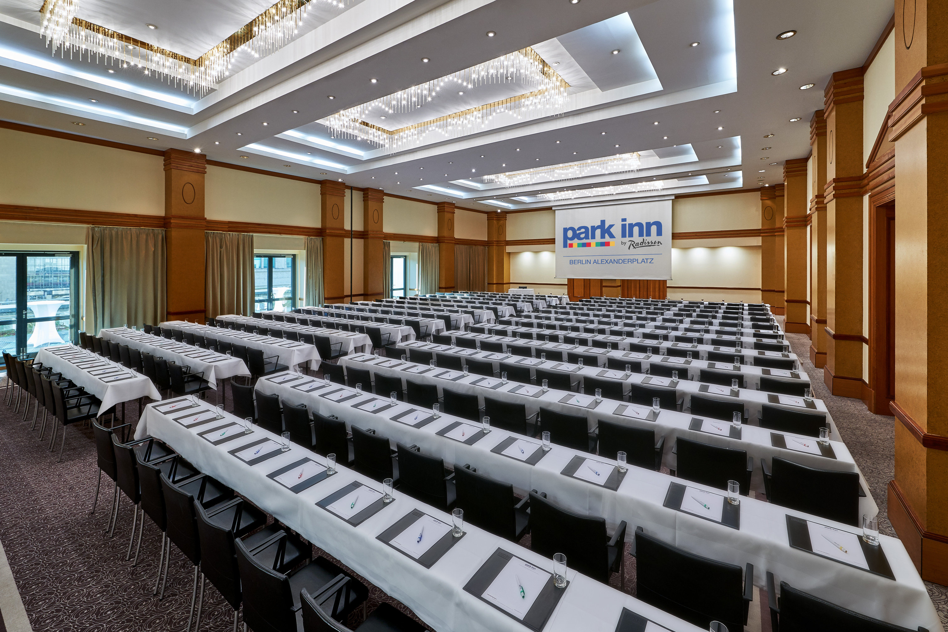 Park Inn by Radisson Berlin Alexanderplatz Over view