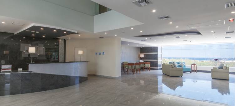 Holiday Inn Express 洛斯卡波斯(Holiday Inn Express Cabo San Lucas)图片