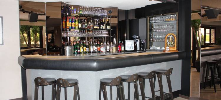 原创城市布尔冈德城堡酒店(The Originals City Hôtel Castel Burgond Dijon Ouest)图片