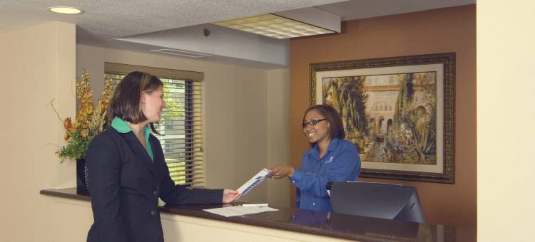 Candlewood Suites 医疗区印第安纳波利斯DWTN(Candlewood Suites Indianapolis Dwtn Medical Dist)图片