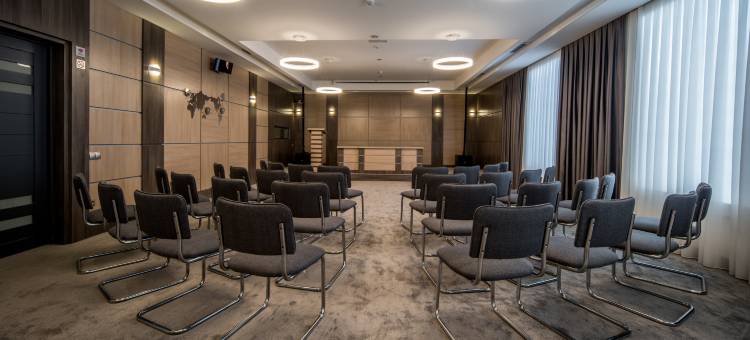 格鲁普阿斯特酒店(Aster Hotel Group)图片