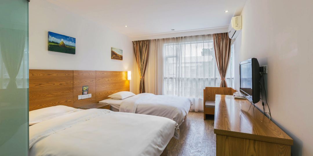 地址(位置,怎么去,怎么走):  广西壮族自治区崇左市江州区花山路嘉苑