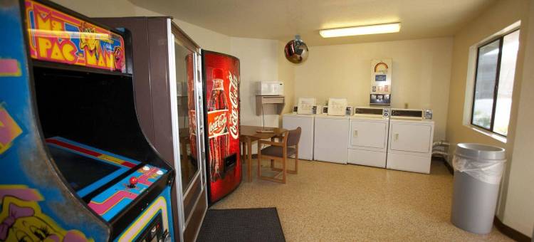 温德姆戴斯酒店-阿罗约格兰德/皮斯莫海滩(Days Inn by Wyndham Arroyo Grande/Pismo Beach)图片