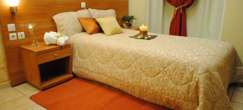 格拉罗斯酒店(Glaros Hotel)图片