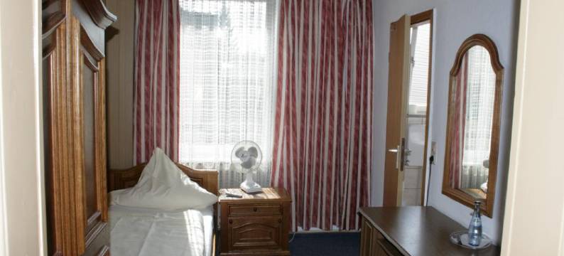 罗茅斯酒店(Hotel Romäus)图片