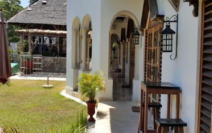 Tropicana Castle Dive Resort Puerto Galera Hotel Reviews - 