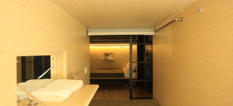 盒子里胶囊旅馆(InnBox Capsule Hotel)图片