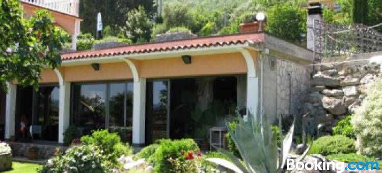 依瑞斯住宿加早餐别墅(Bed and Breakfast Villa Iris)图片