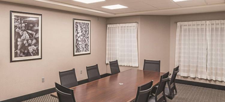 费拉格尔斯塔夫拉昆塔温德姆套房酒店(La Quinta Inn & Suites by Wyndham Flagstaff)图片