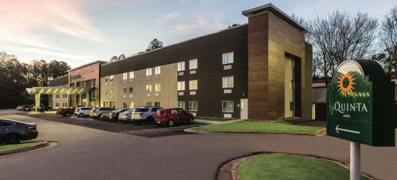 亚特兰大市中心巴克黑德拉昆塔温德姆套房酒店(La Quinta Inn & Suites by Wyndham Atlanta Midtown - Buckhead)图片