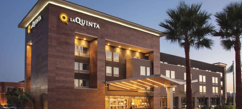 圣何塞南摩根山拉昆塔温德姆套房酒店(La Quinta Inn & Suites by Wyndham Morgan Hill-San Jose South)图片