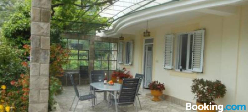 洛雷娜客房酒店(Lorena Rooms)图片