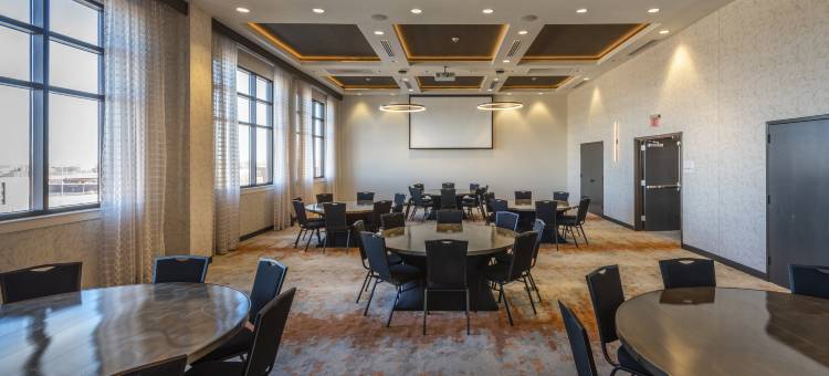 塔尔萨市中心英迪格酒店(Hotel Indigo Tulsa Dwtn-Entertainment Area)图片